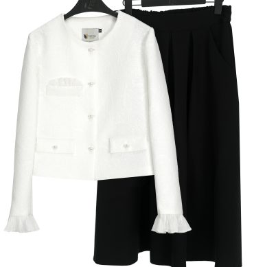 کت ژاکارد پلیسه